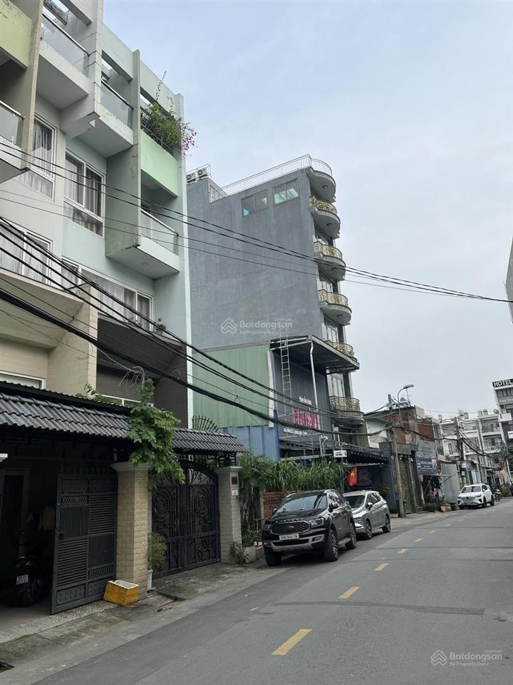 Bán nhanh 107,3m² đất ở, mặt đường nhựa 8m, tiện ở / kinh doanh