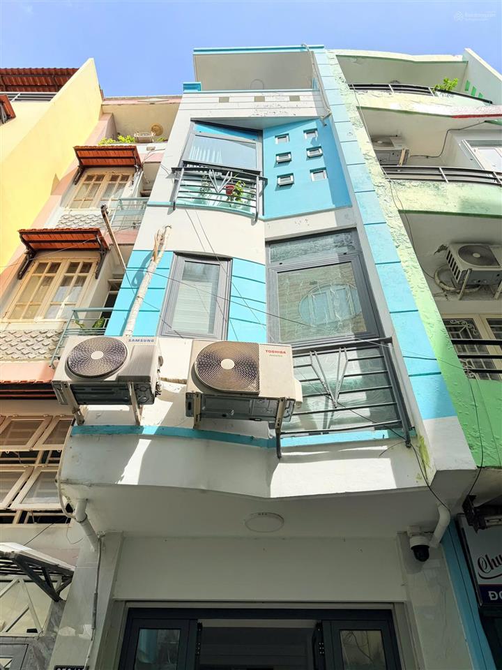 Hẻm 4m võ văn tần q3. nhà nở hậu. 4 tầng đúc. giá 8,2 tỷ tl