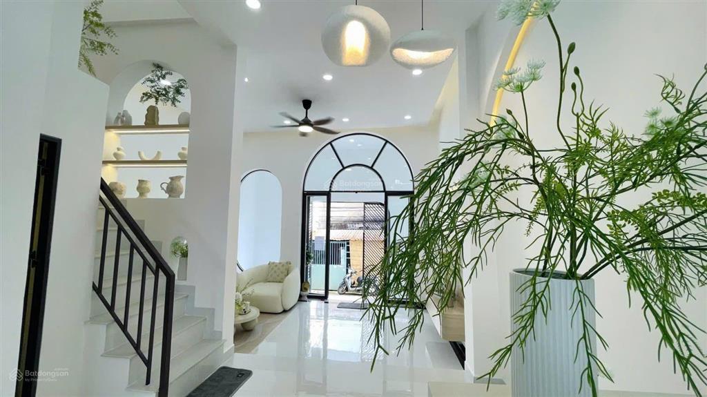 Bán nhà 65m2 2 tầng full nội thất đường hồ học lãm gần chợ dọn vô ở ngay chỉ 4.2 tỷ