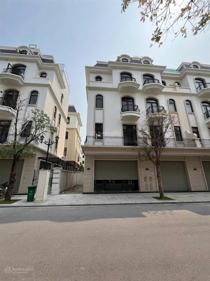 Bán căn sao biển xẻ khe 91 m², gần công viên, quảng trường kinh đô ánh sáng, chung cư masteri