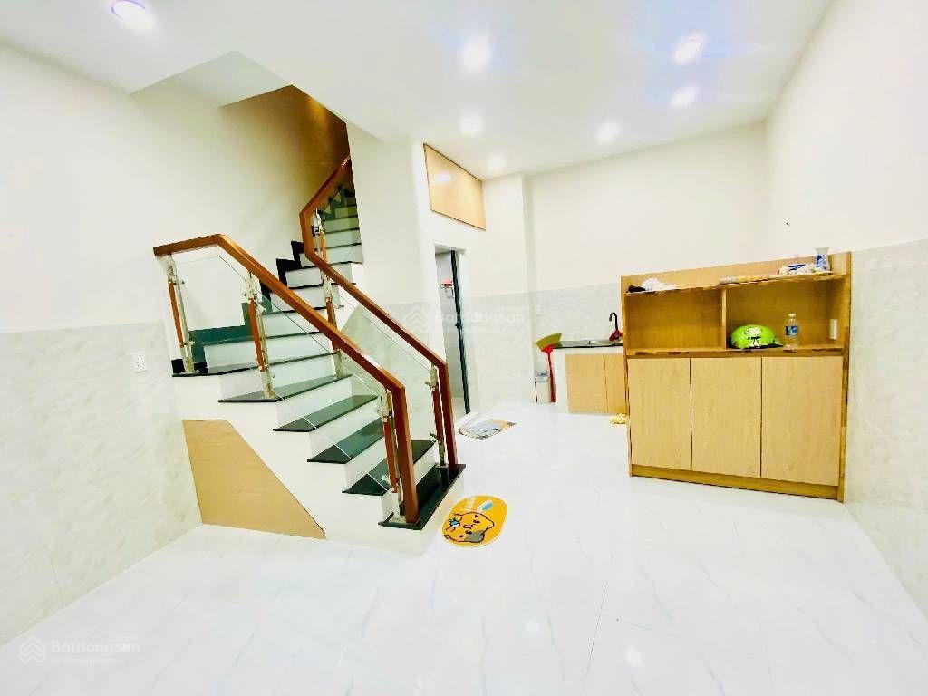 Nhà lâm văn bền quận 7 xe tải tránh dt 27m2 (ngang 4m) chỉ 2.8 tỷ