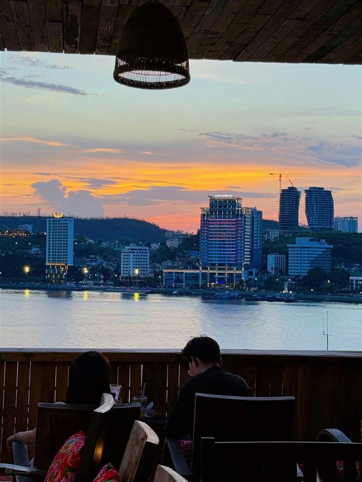Biệt thự mặt biển giá chỉ 10,5 tỷ dt 89m2 sở hữu lâu dài nhận nhà ở luôn