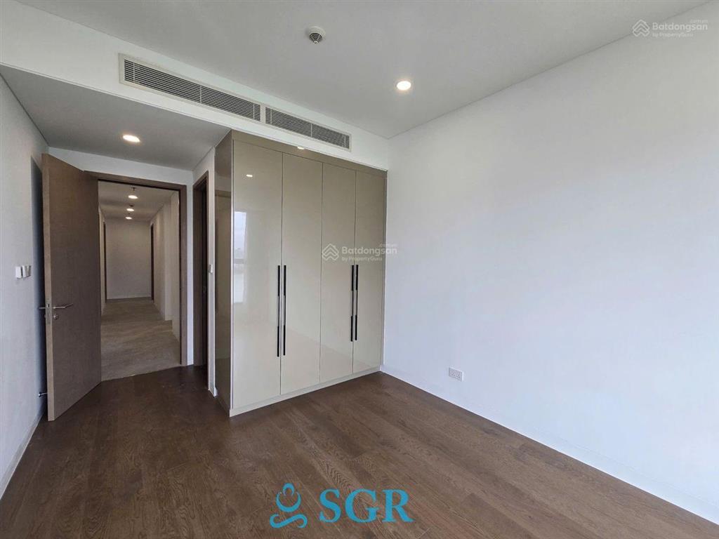 Tấn trường bán nhanh 4pn the river tầng thấp thấp 50 tỷ