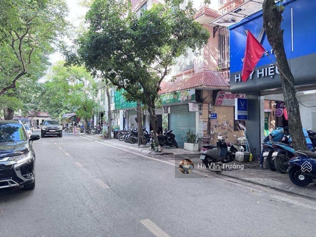 Chính chủ bán phân lô tại hoàng cầu 60m2, 6 tầng, giá siêu hời 32 tỷ