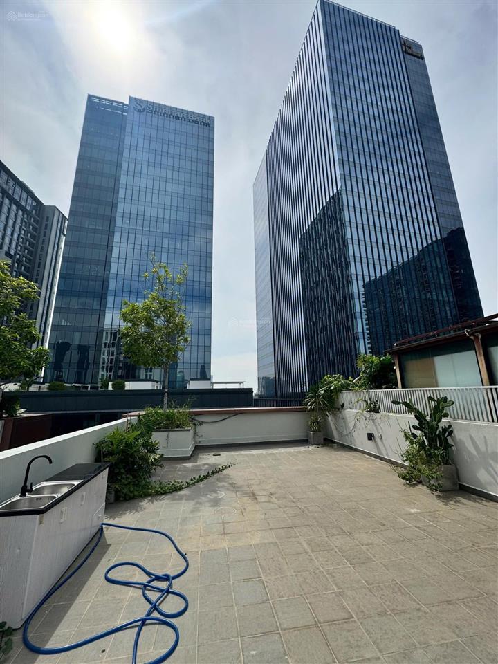 Tấn trường bán 3pn sân vườn the galleria 32 tỷ