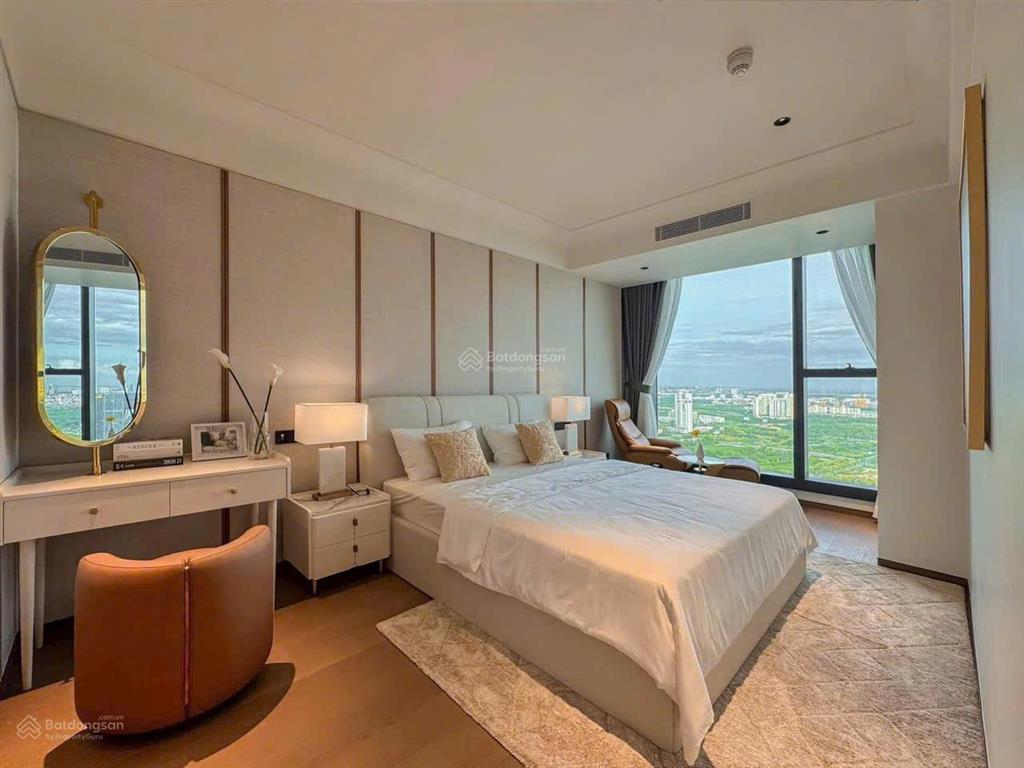 Chính chủ cần bán nhanh căn hộ 3 phòng ngủ grand marina saigon 52,5 tỷ 145m2