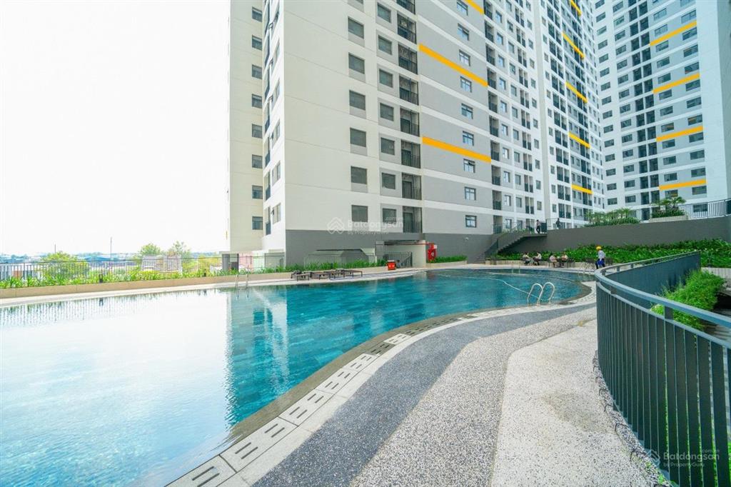Bán gấp căn hộ 2 phòng ngủ 2wc căn góc 2 view chỉ 1,75 tỷ cho kh thiện chí sổ riêng công chứng ngay