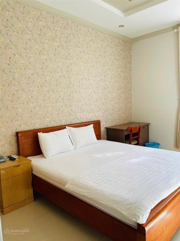 Bán đất có nhà nghỉ trên 22 phòng, doanh thu 100tr/tháng. 686m2 300m2 tc