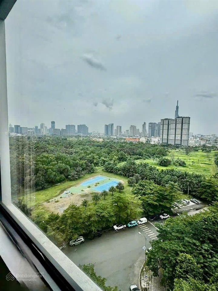 Mr. trung cần bán ch new city quận 2, 1pn 1wc dt 51m2, view landmark, có ban công. chỉ 5,5 tỷ