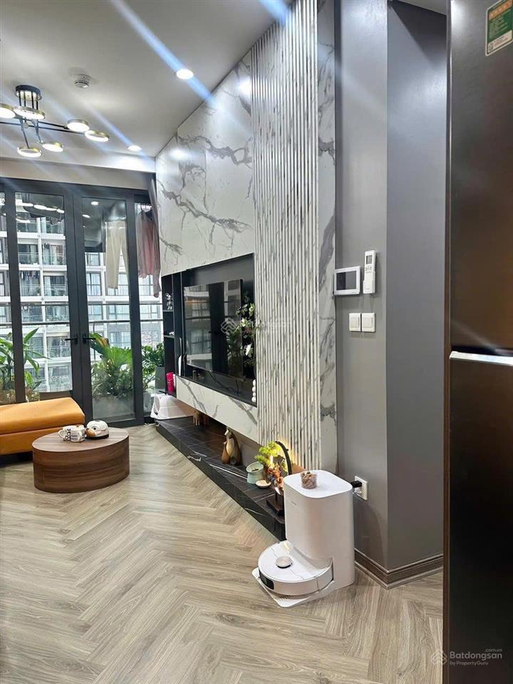 Cần tiền bán gấp căn hộ 2pn 2wc giá 4,2 tỷ phân khu cao cấp masteri west heights