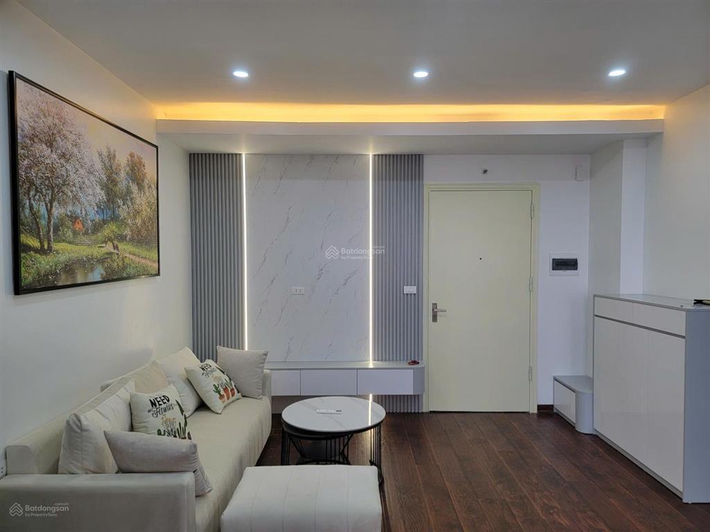 Căn tân tây đô 79.3m2, 3 ngủ, 2 vệ sinh. lô góc. tặng full nội thất. giá 4 tỷ hơn. 0989 388 ***