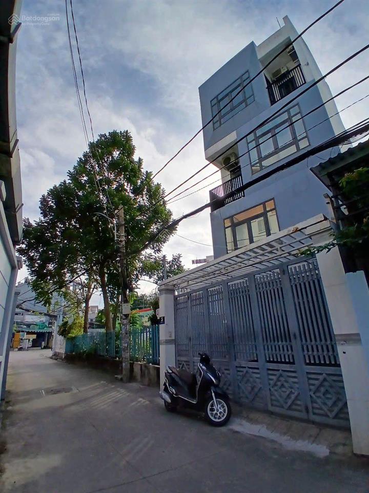 Chính chủ gửi bán nhà mặt tiền quận 2 không vướng lộ giới, đường ô tô cách nguyễn thị định 6m