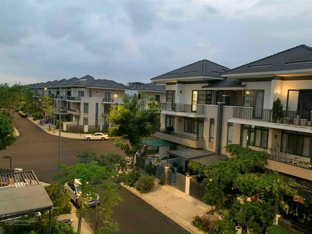 Hàng hiếm biệt thự lavila kiến á nhà bè cần bán gấp giá 12 tỷ sổ hồng 0932 991 ***