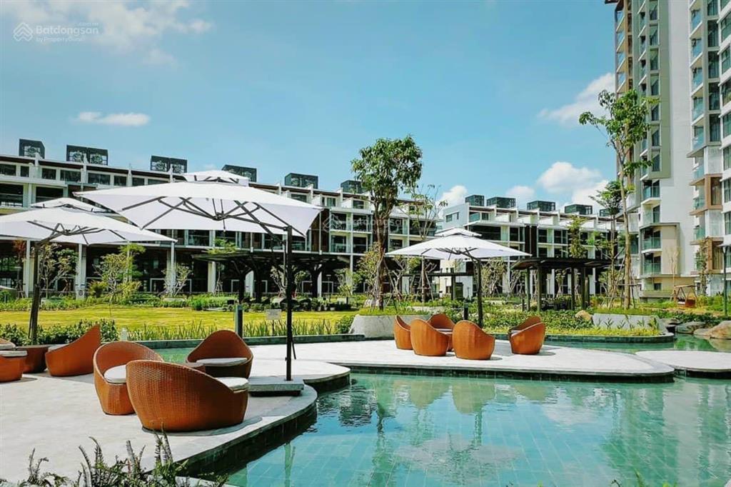Bán nhanh căn góc the glen 3 mặt tiền giá bán 36 tỷ 3 kí hợp đồng trực tiếp cđt trả chậm 3 năm