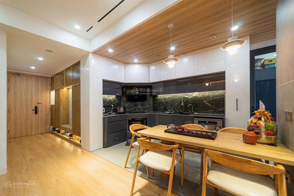 Bán cc 3pn, 2wc tại the diamond residence, 13,3 tỷ, 107m2, thanh xuân, hà nội