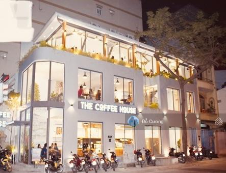 Hot + vip cần bán gấp nhà mặt phố bà triệu lô góc 280m2 x 3 tầng + mặt tiền 10m 0974 660 ***