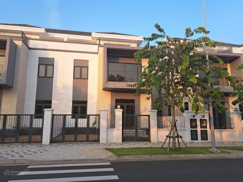 Bán nhà phố aqua city, 8,6 tỷ, 160m2, 3pn, 4wc, view đẹp, long hưng, biên hòa, đồng nai