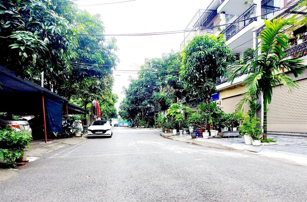 Bán 3 căn phân lô bộ công an ngõ 175 định công, giá từ 20 tỷ