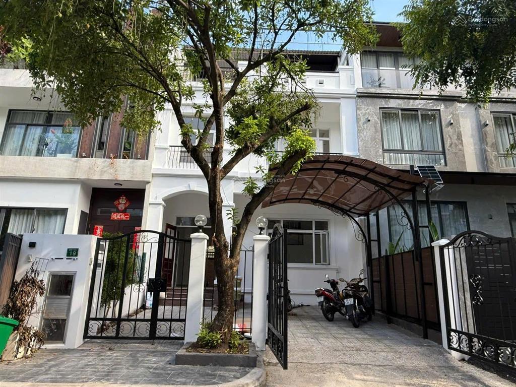 Hãy gọi ngay cho em đang có căn liền kề hưng thái dt 7x18m đang chào bán với giá cạnh tranh khu này