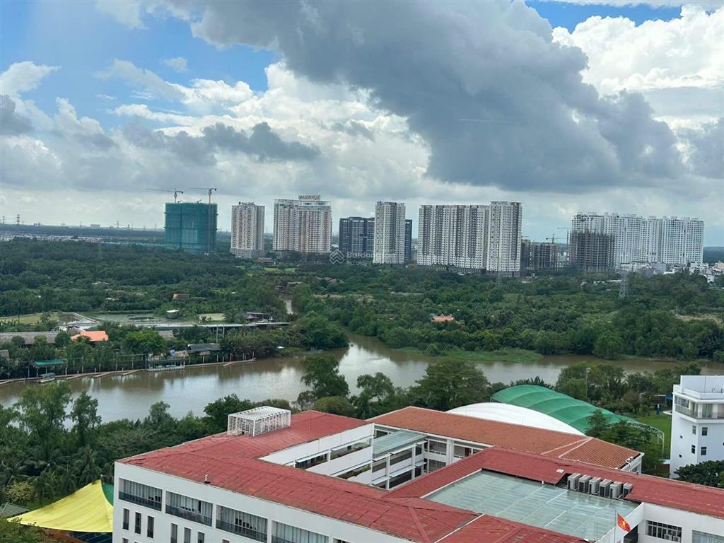 Cần bán căn hộ grandview a view sông đối diện trường đinh thiện lý. 0919 331 *** ms anh