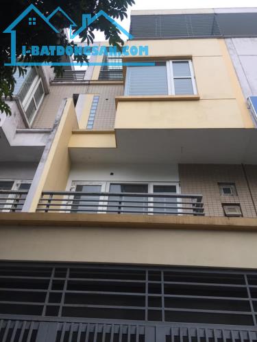 Tôi chính chủ cần tiền bán nhà gấp dân xây độc lập chắc chắn ở kim giang Giá 4.75 tỷ