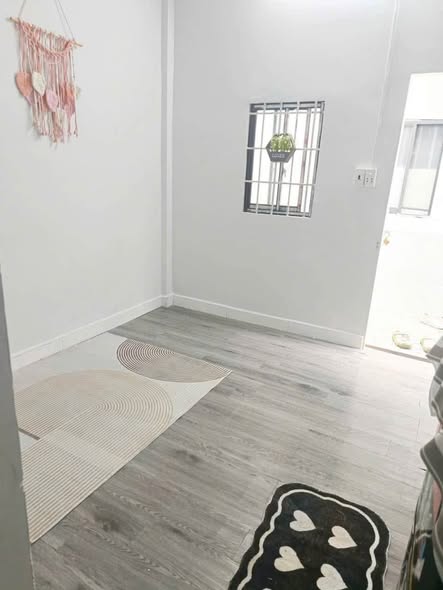 100 Đường Số 3