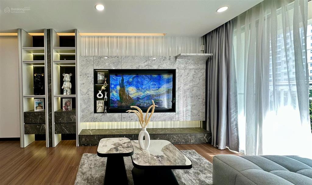 Căn hộ scenic 1, phú mỹ hưng view hồ bơi cực đẹp. dt 110m2. giá tốt 10.5 tỷ. 0918 998 ***