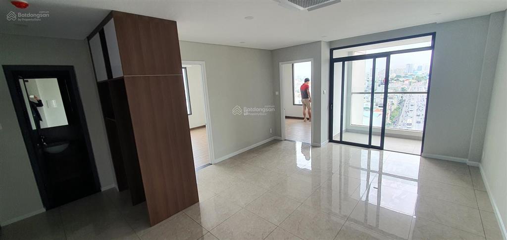Bán chung cư vĩnh hội q4 ngay chân cầu kênh tẻ 2pn 2wc 70m2 giá 6.5 tỷ nội thất cao cấp