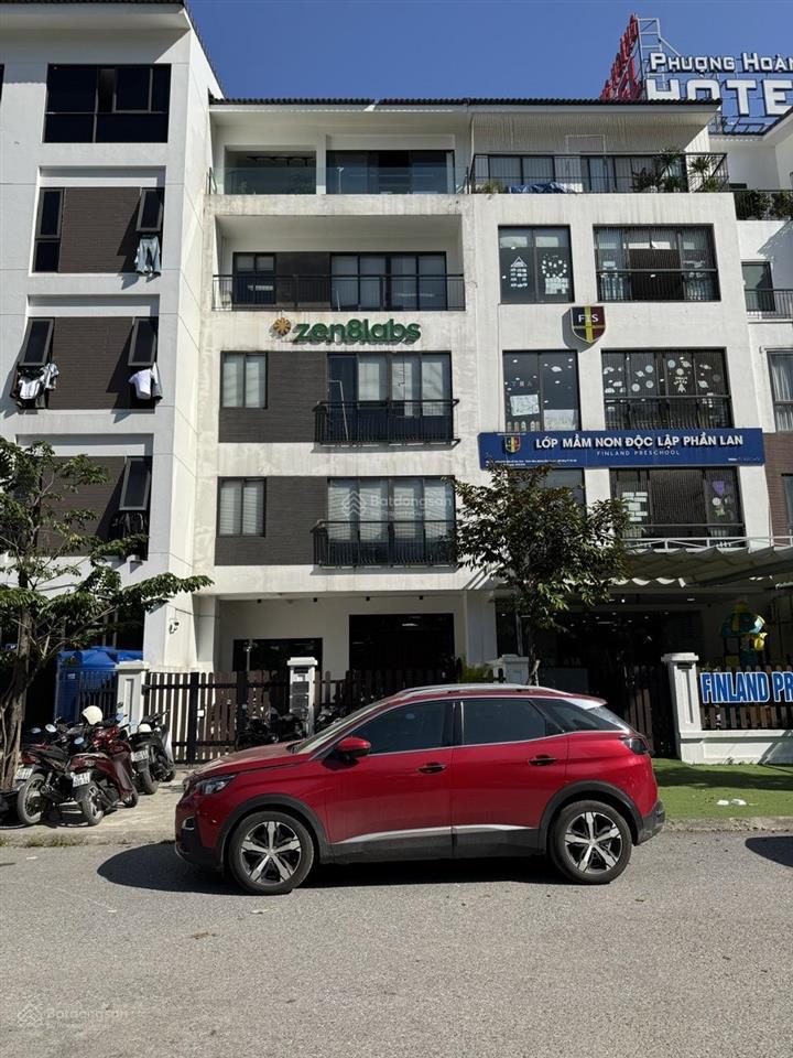 Bán biệt thự hoàng thành villas, mỗ lao. 150m², 7 tầng thang máy. kd văn phòng, ở đẳng cấp.