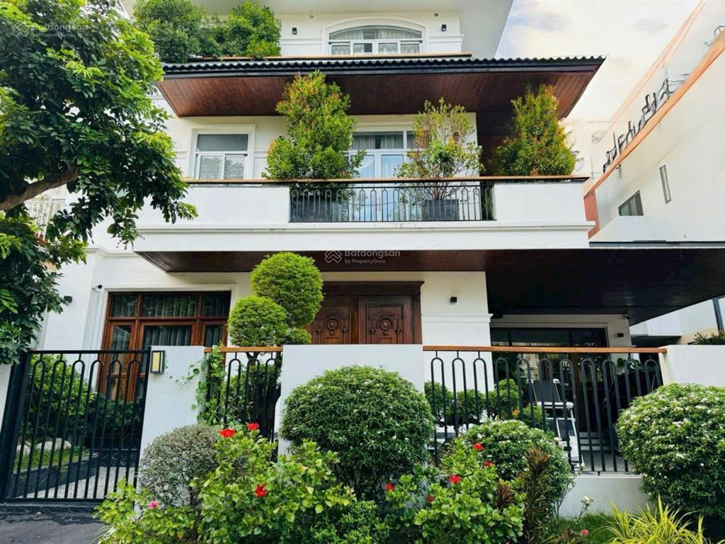 Bán biệt thự tứ lập mỹ gia nhà đẹp full nội thất cao cấp dt 15x17m bán 85tỷ xem nhà 0908 018 ***