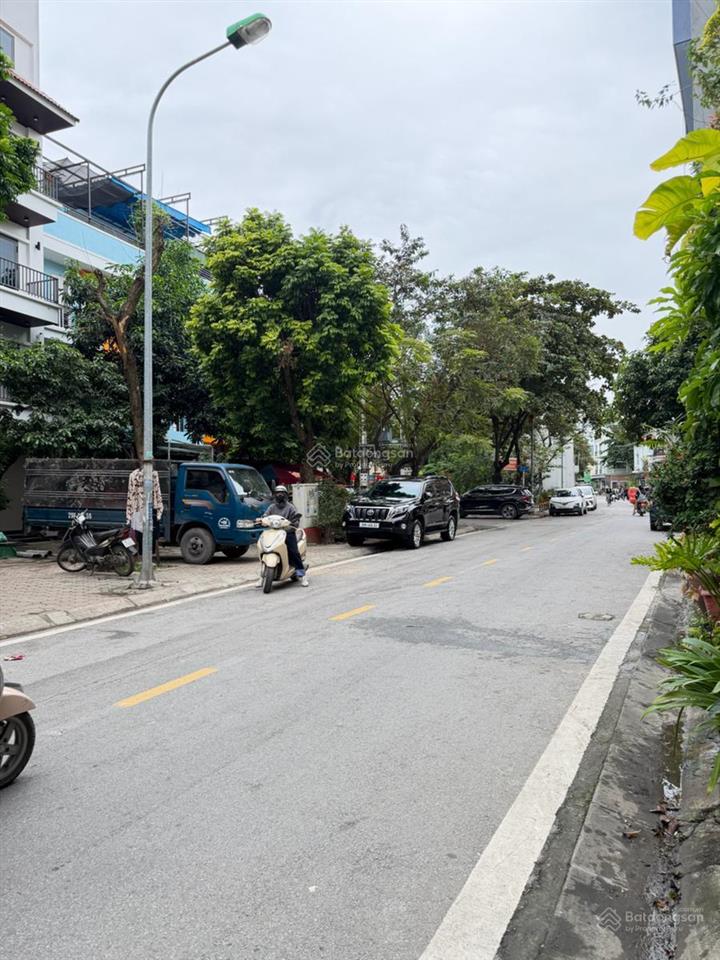 Chủ hạ chào 2tỷ. bán nhanh mảnh đất phố nguyễn văn cừ long biên 108m2, mt 5m, 25.9tỷ
