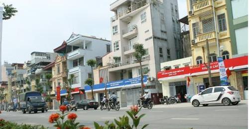 Bán nhà mặt phố hồ phương mai 70m2 6tầng mặt tiền 13.5m 2xtỷ view hồ kinh doanh ôtô tránh vỉa hè cc