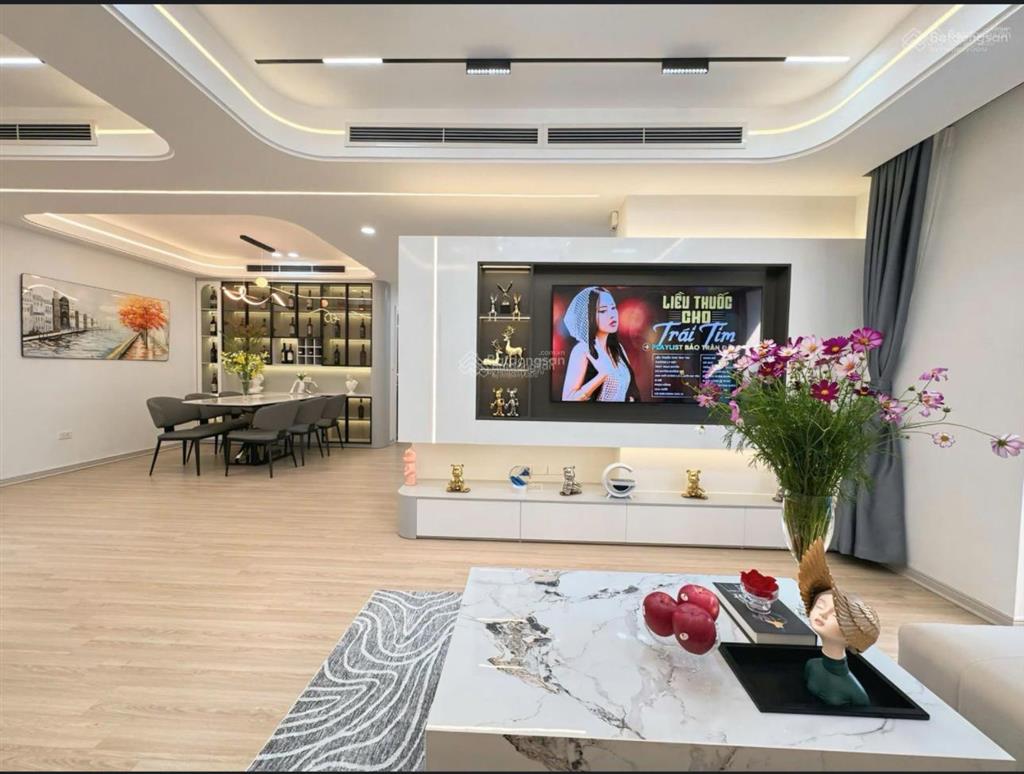 Mới ra cần tiền gấp bán nhanh căn 3 phòng ngủ 12 tỷ 0978 025 ***