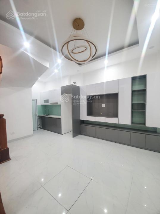7.3tỷ. nhà mới ở ngay. căn 38m2. mặt tiền 3.8mx5tx6pn. đường 3m. cách oto 30m. ngõ 75 phú diễn