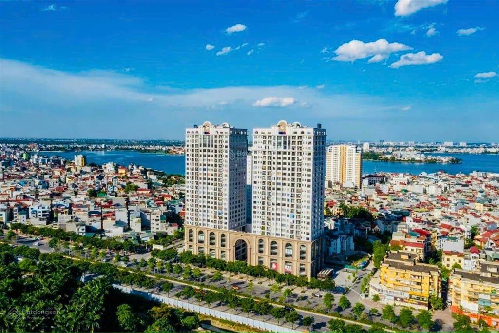 Bán căn hoa hậu 3pn dt 107m2 tòa hdi tây hồ view trực diện hồ tây bc đông nam tầng cao siêu đẹp