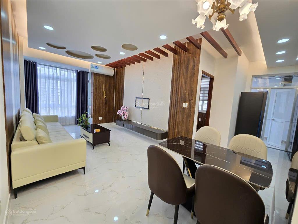 Bán căn 2pn, 2wc, giá hời sky garden 3, dt 69m2 phú mỹ hưng chỉ 5.2 tỷ