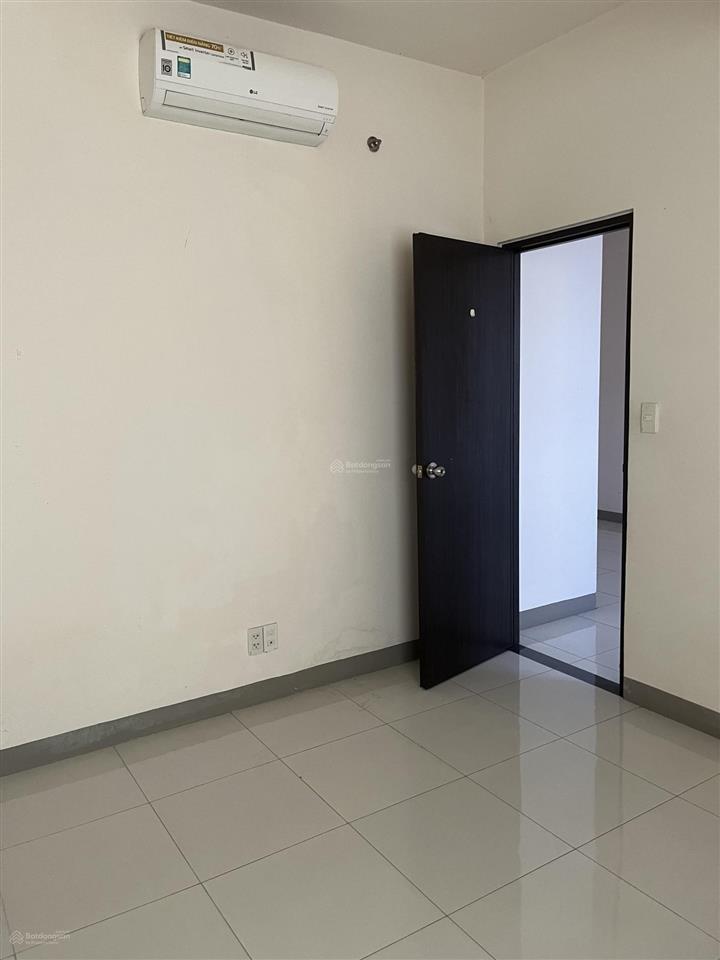 Bán căn hộ sky 9, đường liên phường, quận 9. dt 75m2 gồm 3 pn và 2 vệ sinh có sổ hồng