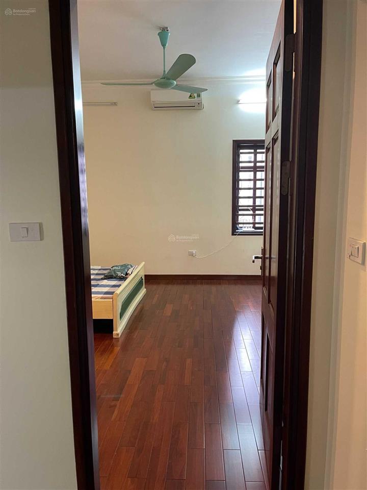 Bán nhà vườn 100m2x4,5t hoàn thiện đẹp tc5, mt 5,55m vuông vắn gần trường ltv nội thất xịn 23 tỷ