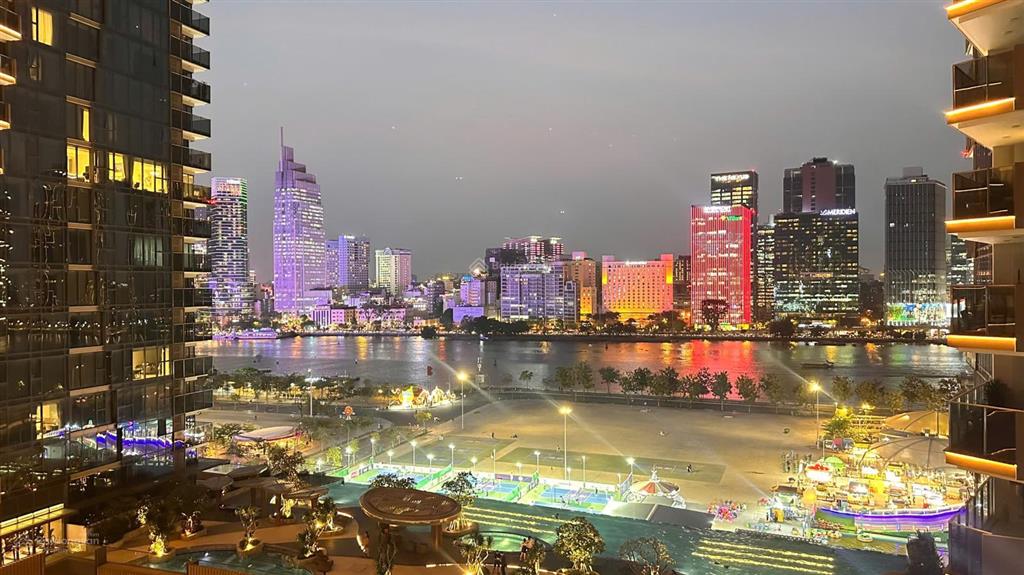 Giá ngộp! 17,3 tỷ sở hữu ngay căn 1pn view trực diện sông sài gòn tại the opera