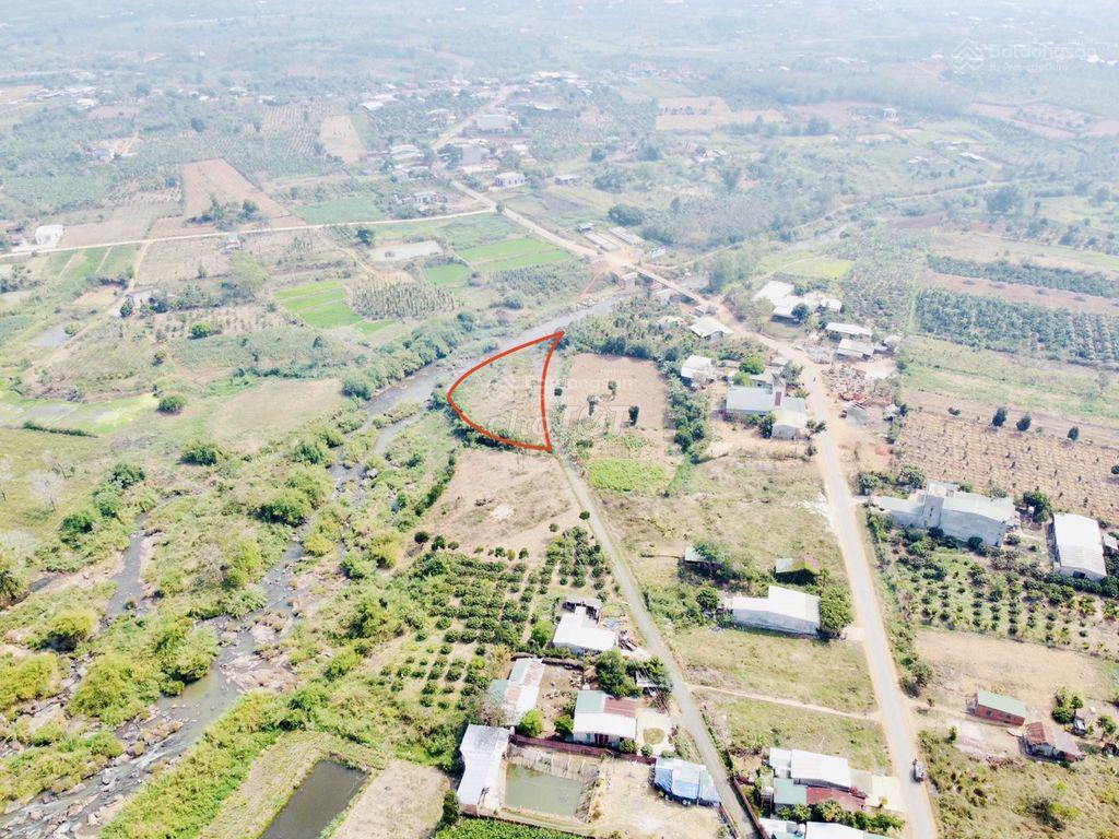 Chính chủ bán gấp lô đất gần 2 sào, view sông
