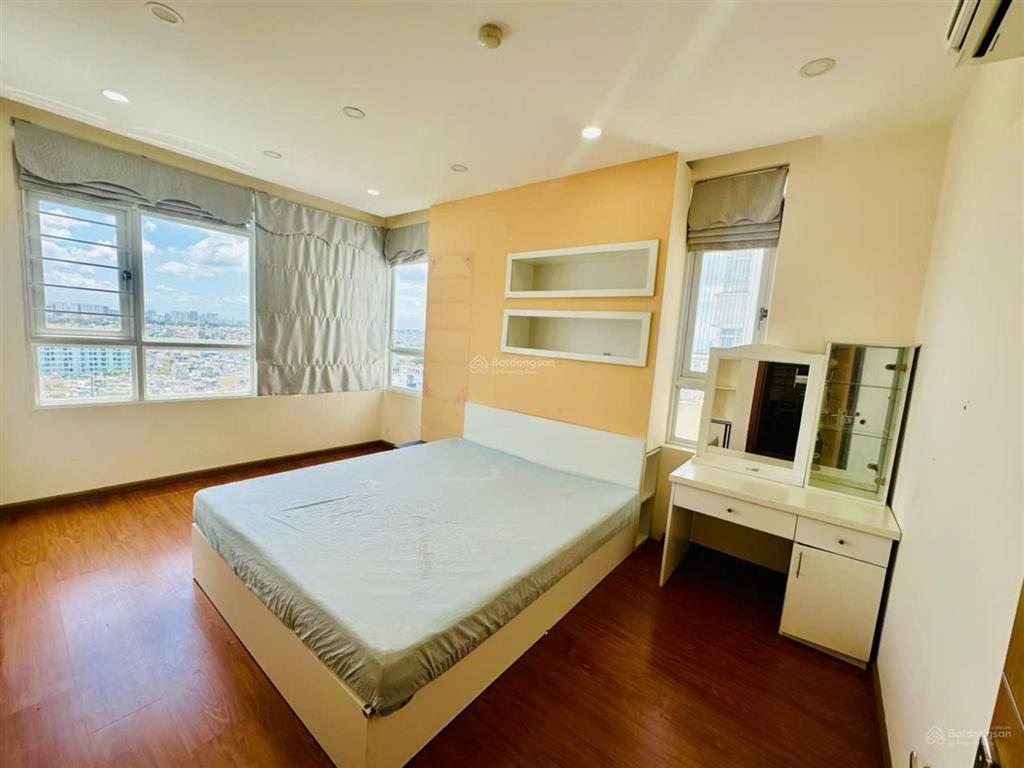 Bán gấp.him lam chợ lớn, 4,7 tỷ, 83m2, tặng nội thất đẹp. 0903 675 ***