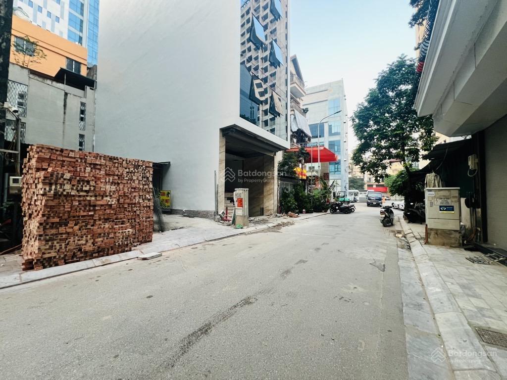 Bán đất phố lạc long quân 110m2 mặt tiền 6m cạnh ubnd quận, phân lô vỉa hè ô tô tránh, giá 52 tỷ