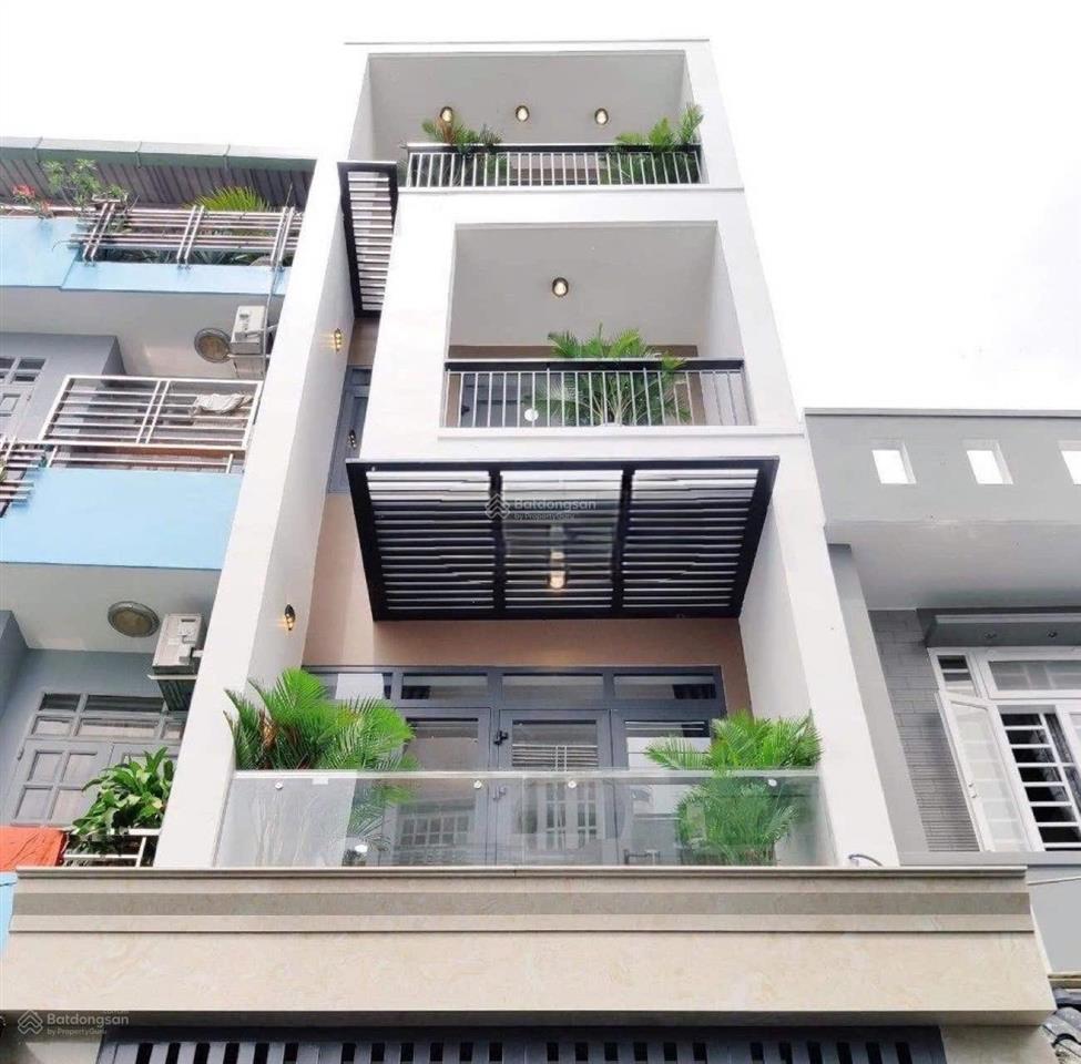 Gia đình bán gấp nhà đang cho thuê 30tr, đ.trần minh quyền q.10.giá 2tỷ990/64,8m2, gần đh văn hiến