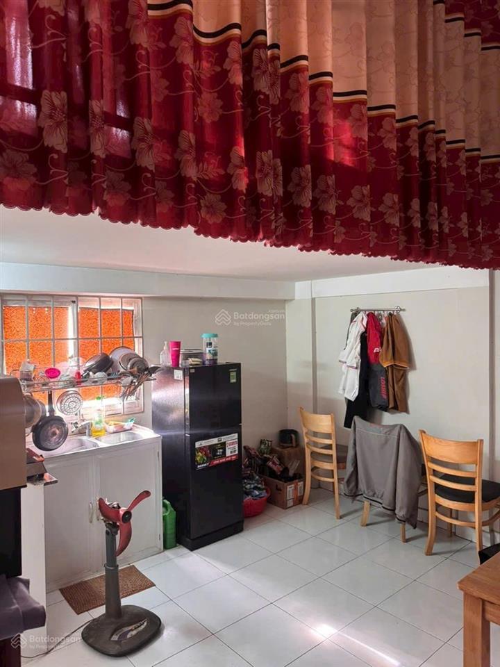 Căn hộ becamex định hòa. lầu 1 có sổ hồng lâu dài 540 triệu. cho thuê được 2,4 triệu/tháng
