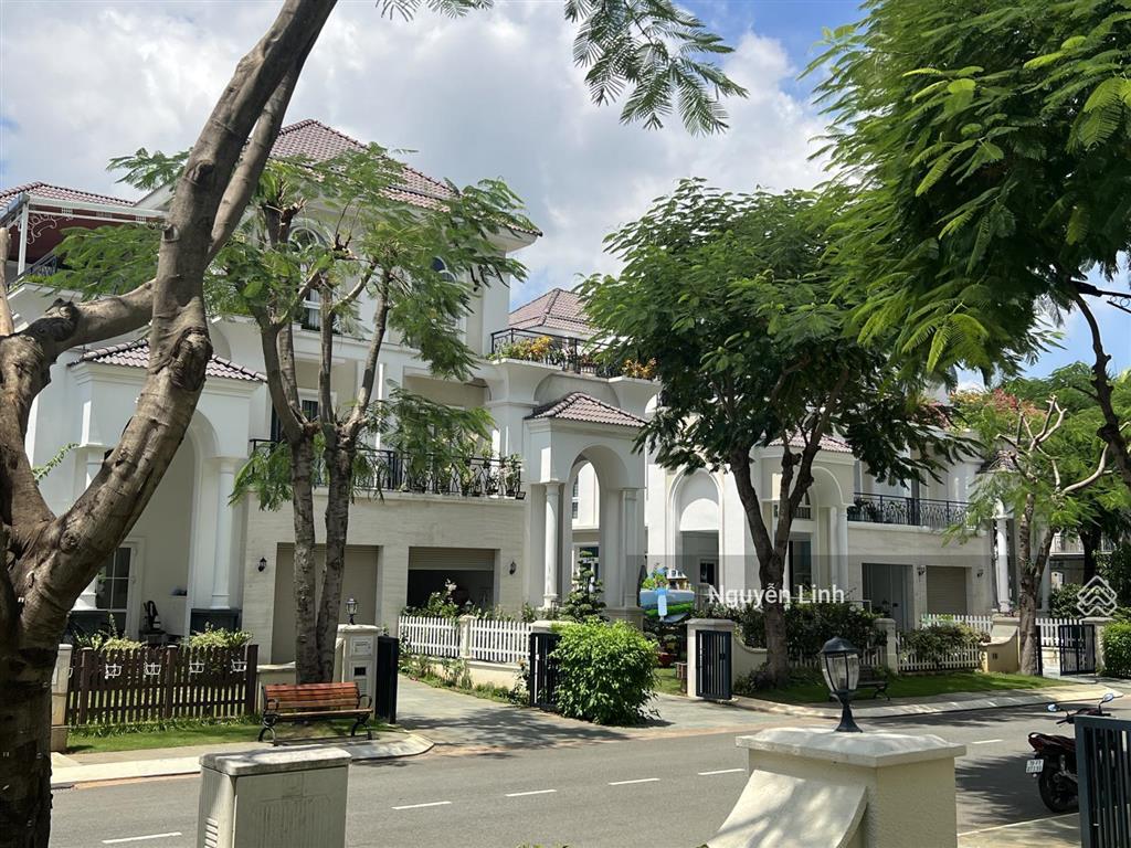 Siêu phẩm biệt thự the venica villas khang điền căn góc 2 mặt tiền full nội thất cao cấp