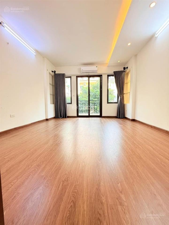 Bán nhà lô góc 44m² 5t giá 13 tỷ ngõ 21 nguyễn văn huyên, 165 dương quảng hàm 0382 276 ***