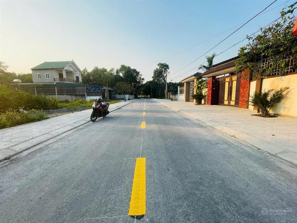 Đường trương văn lĩnh nghi hoà p. cửa lò. lối 2 đường ngang 20