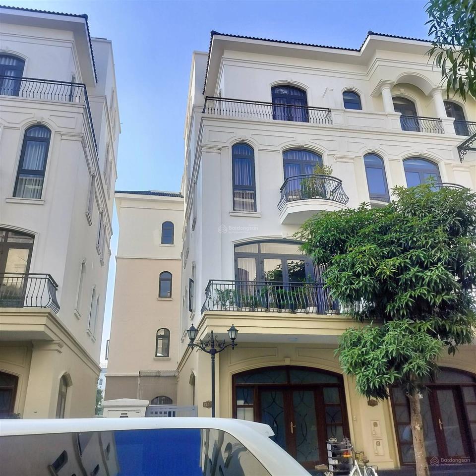 Xẻ khe chà là 98m2 giá 10,3 tỷ, đông nam, vị trí đẹp vinhomes ocean park 2