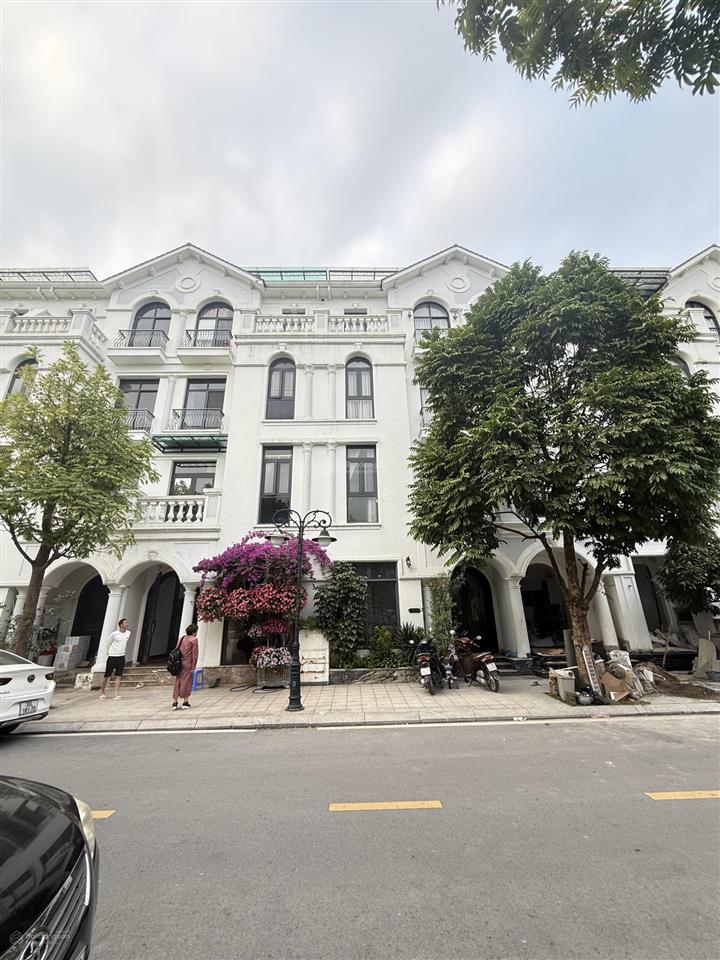 24,5 tỷ sở hữu ngay liền kề ngọc trai 6, view công viên hoàn thiện full nội thất