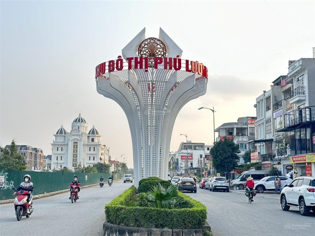Rẻ biệt thự phú lương biệt thự 245m2, vị trí đắc địa, trục chính, đường to, chỉ 39 tỷ